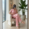 Pyjama satiné à pois avec dentelle