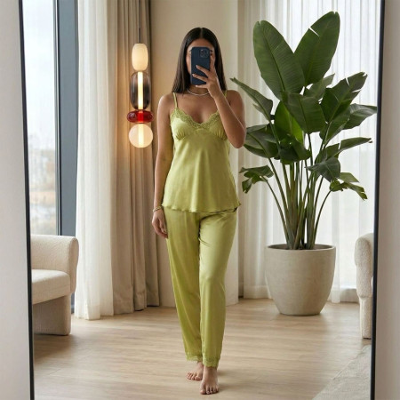 Pyjama 3 pieces en satin