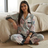 Pyjama satiné imprimé à chemise boutonnée