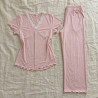 Pyjama coton à boutons et dentelle
